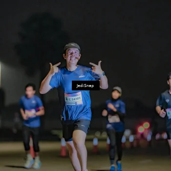 Runner Photo 7507474