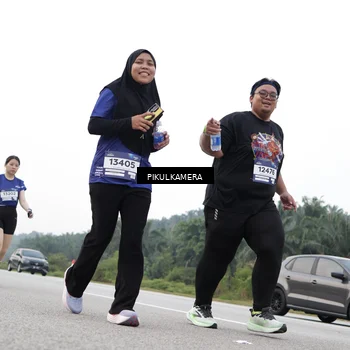 Runner Photo 7507488