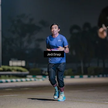 Runner Photo 7507492