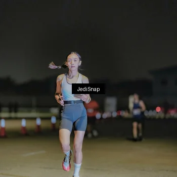 Runner Photo 7507576