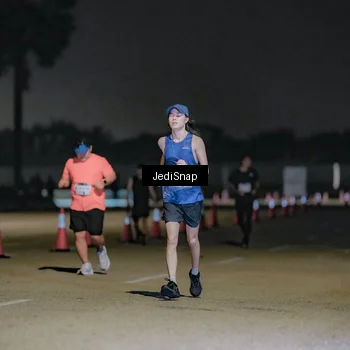 Runner Photo 7507606
