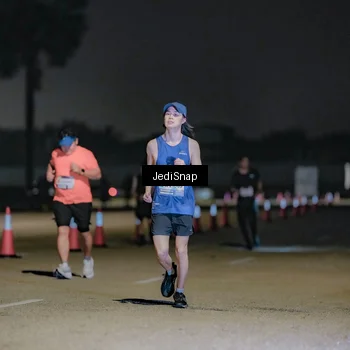 Runner Photo 7507612