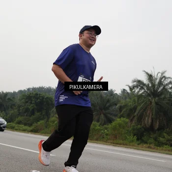 Runner Photo 7507613