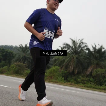 Runner Photo 7507615