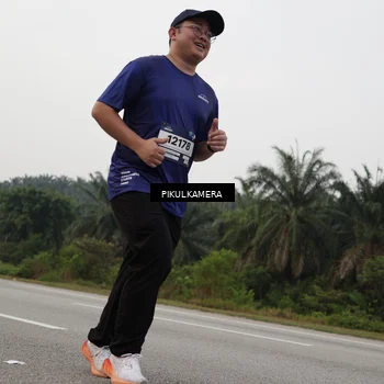 Runner Photo 7507623
