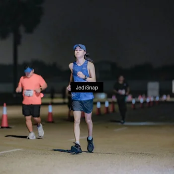 Runner Photo 7507628