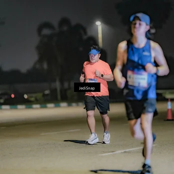 Runner Photo 7507630