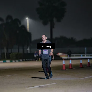 Runner Photo 7507654