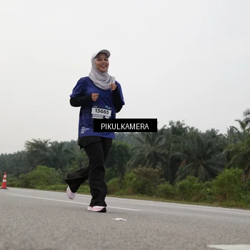 Runner Photo 7507656