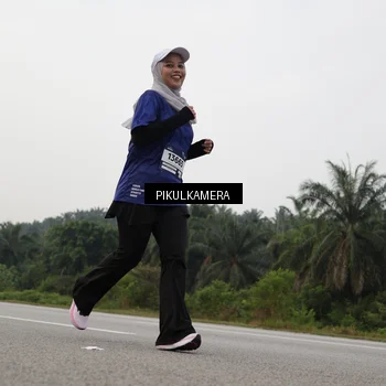 Runner Photo 7507660