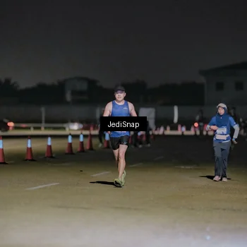 Runner Photo 7507667