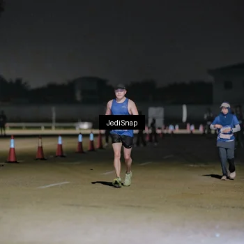Runner Photo 7507670