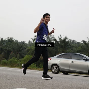 Runner Photo 7507681