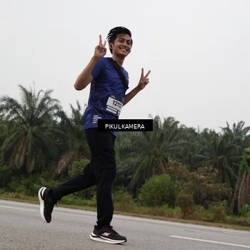 Runner Photo 7507687