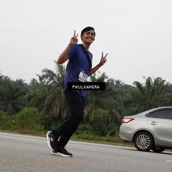 Runner Photo 7507688