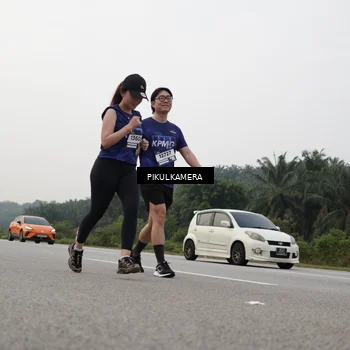 Runner Photo 7507689
