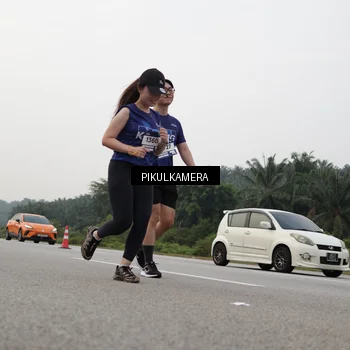 Runner Photo 7507699
