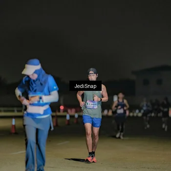 Runner Photo 7507702