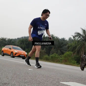 Runner Photo 7507709