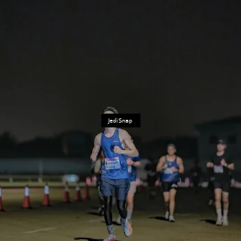 Runner Photo 7507722