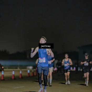 Runner Photo 7507723