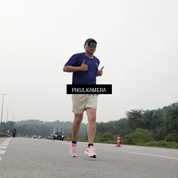 Runner Photo 7507741