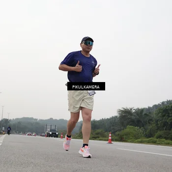 Runner Photo 7507746