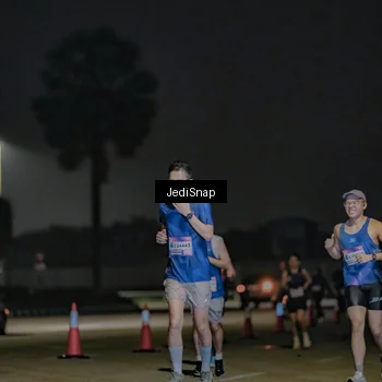 Runner Photo 7507761