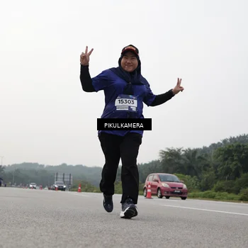 Runner Photo 7507778