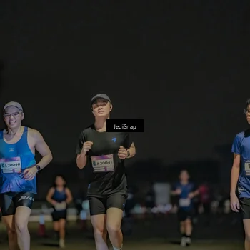 Runner Photo 7507780