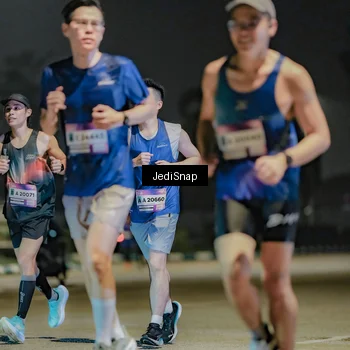 Runner Photo 7507787