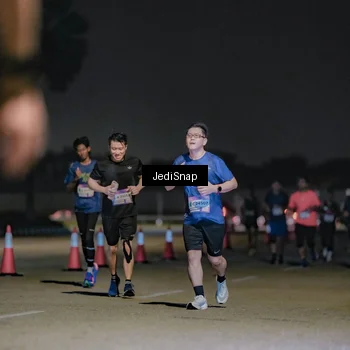 Runner Photo 7507799