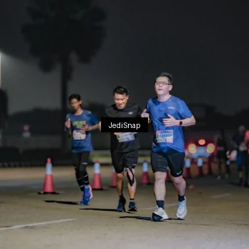 Runner Photo 7507807