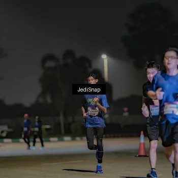 Runner Photo 7507810