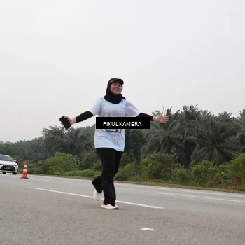 Runner Photo 7507815