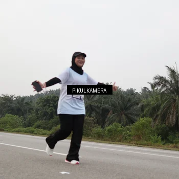 Runner Photo 7507845