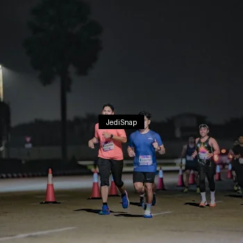 Runner Photo 7507847
