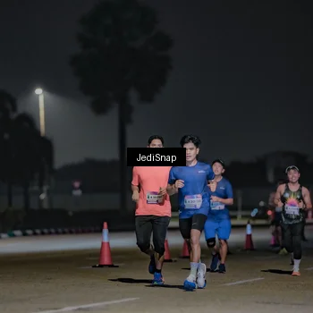Runner Photo 7507861