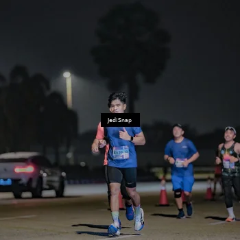 Runner Photo 7507863