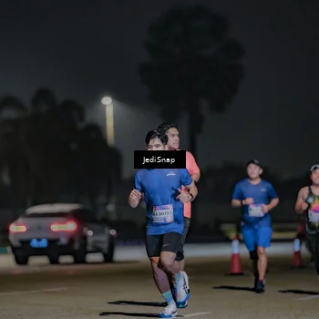 Runner Photo 7507865