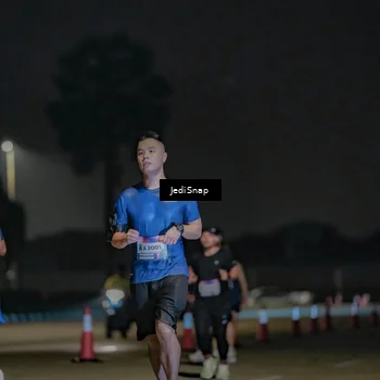 Runner Photo 7507884