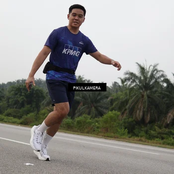 Runner Photo 7507885