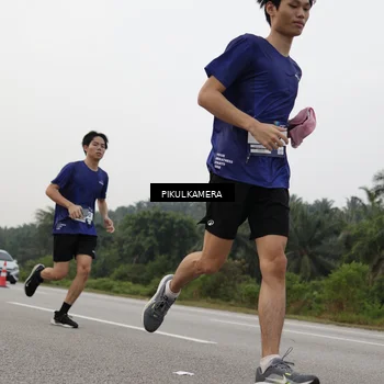 Runner Photo 7507889