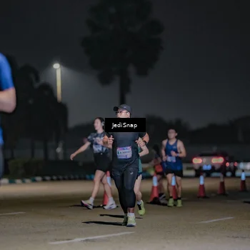 Runner Photo 7507893