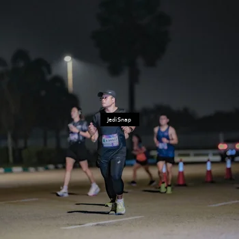Runner Photo 7507902
