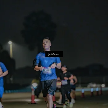 Runner Photo 7507906