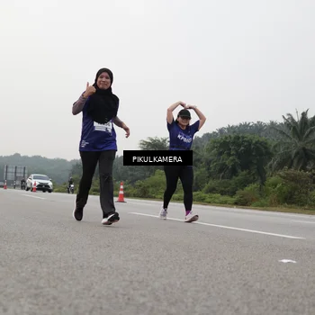 Runner Photo 7507910