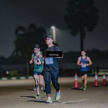 Runner Photo 7507913