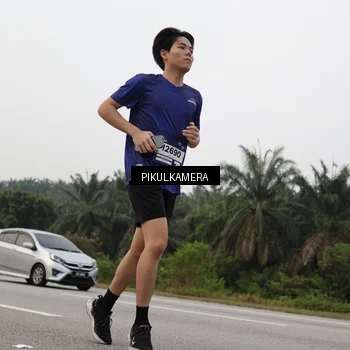 Runner Photo 7507916