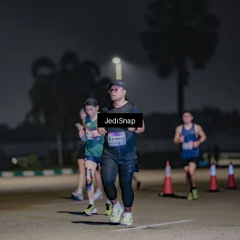 Runner Photo 7507917